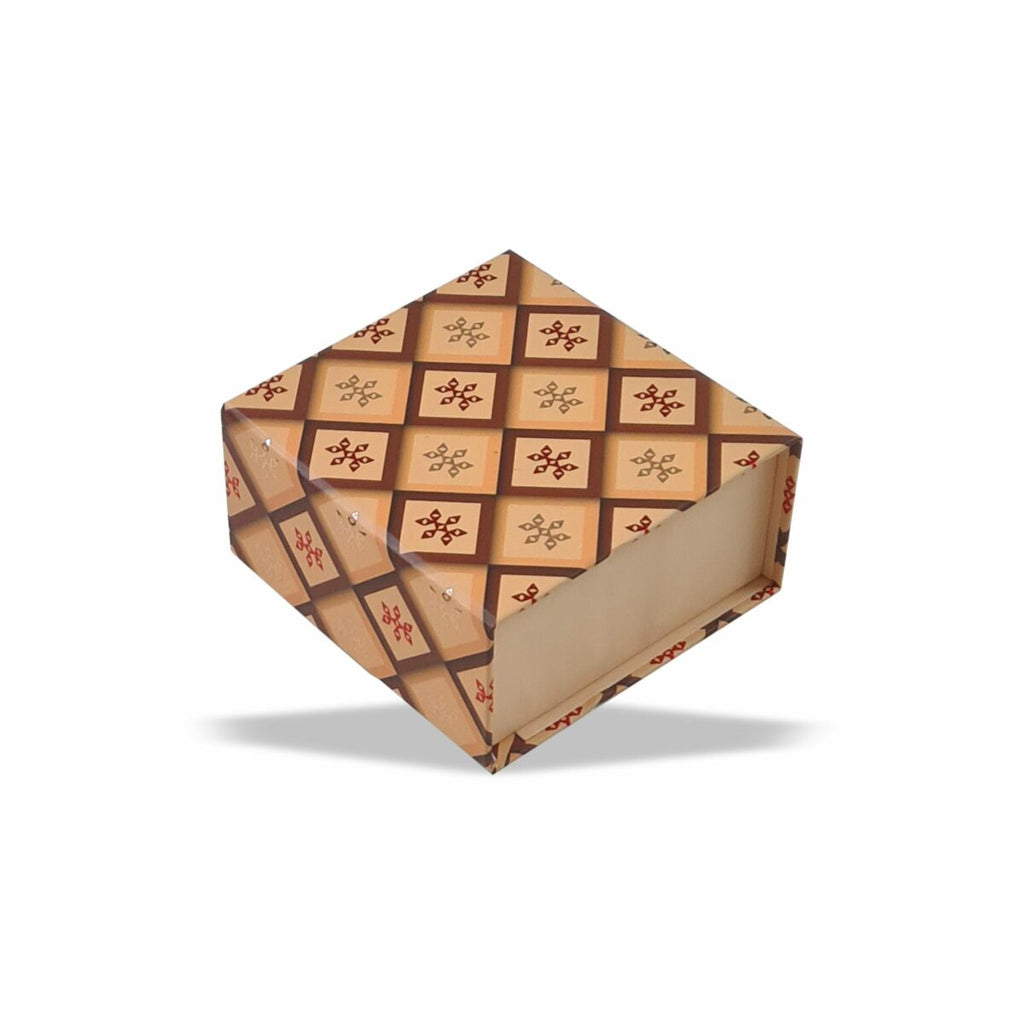 Bisque Collection Magnetic Pattern : Rigid Hamper Box (4x4x2 inch)